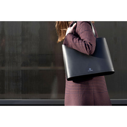 TESSA SWINKELS must taimpargitud nahast kandekott Tote Bag